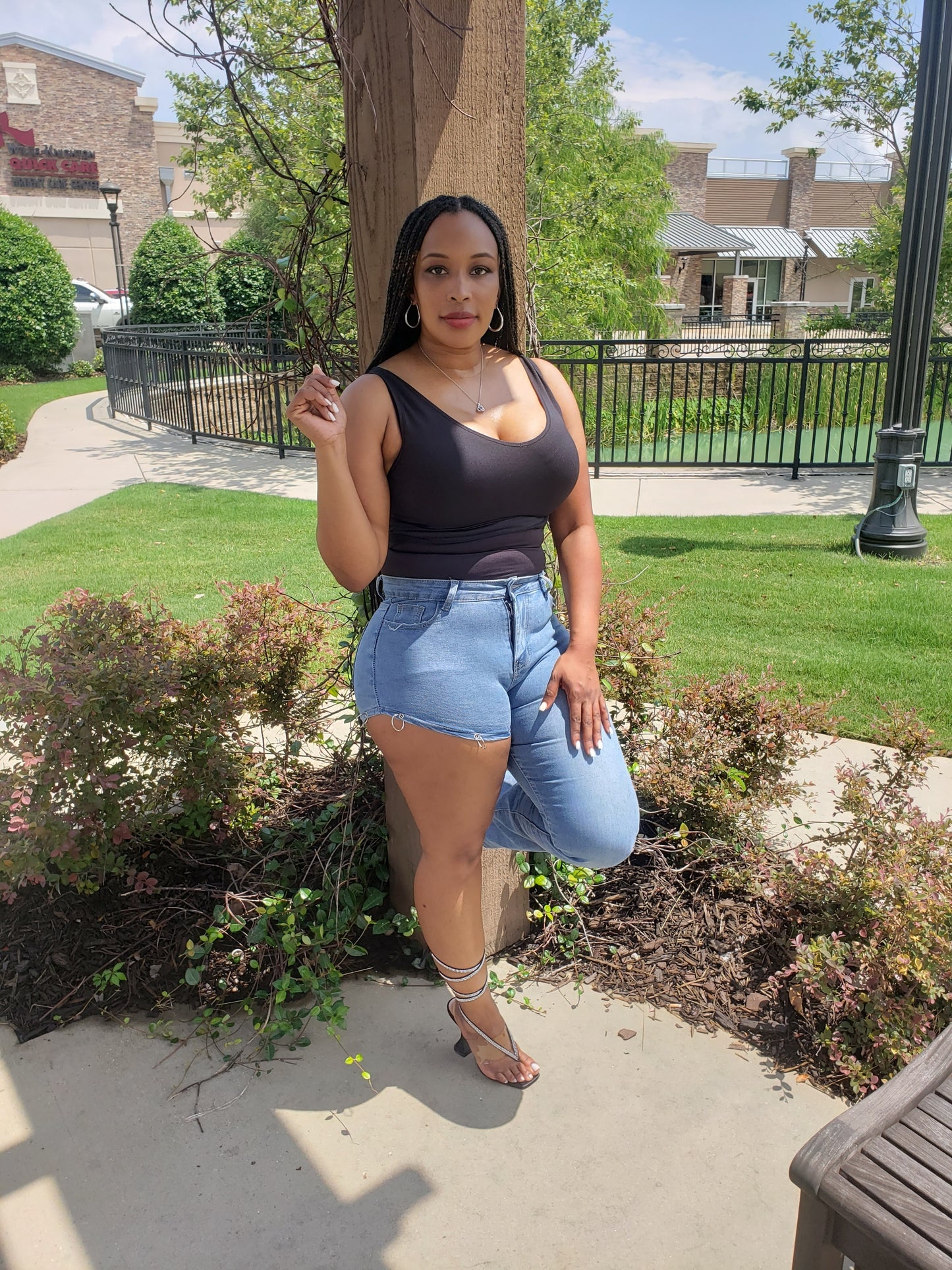 **PRE-ORDER** NEW Three-Way Street High Waisted Denim Jeans